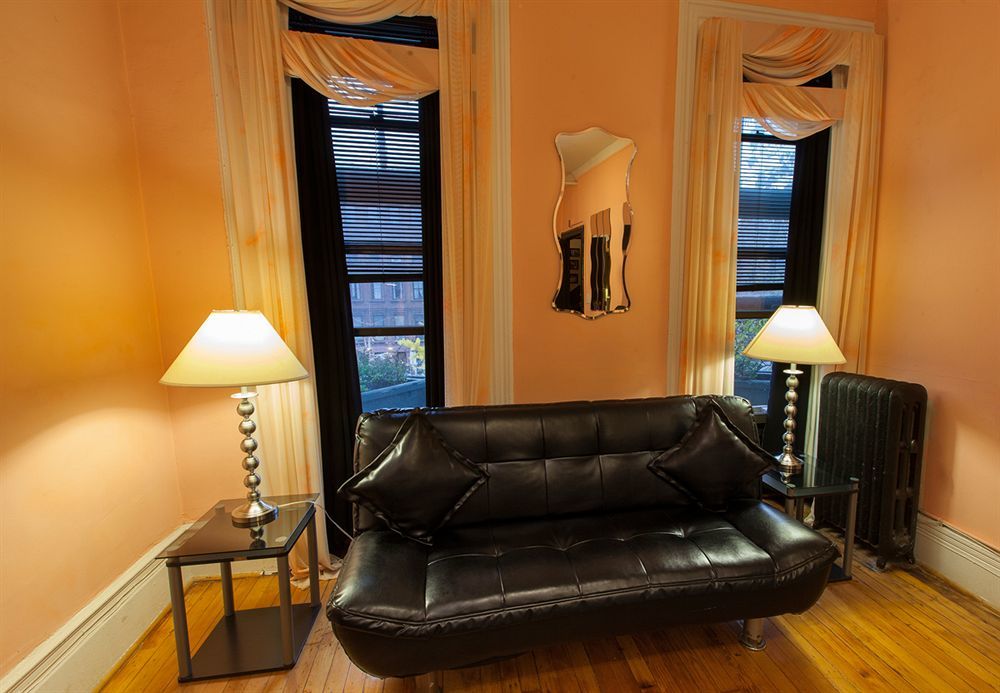 The International Cozy Inn New York Bagian luar foto