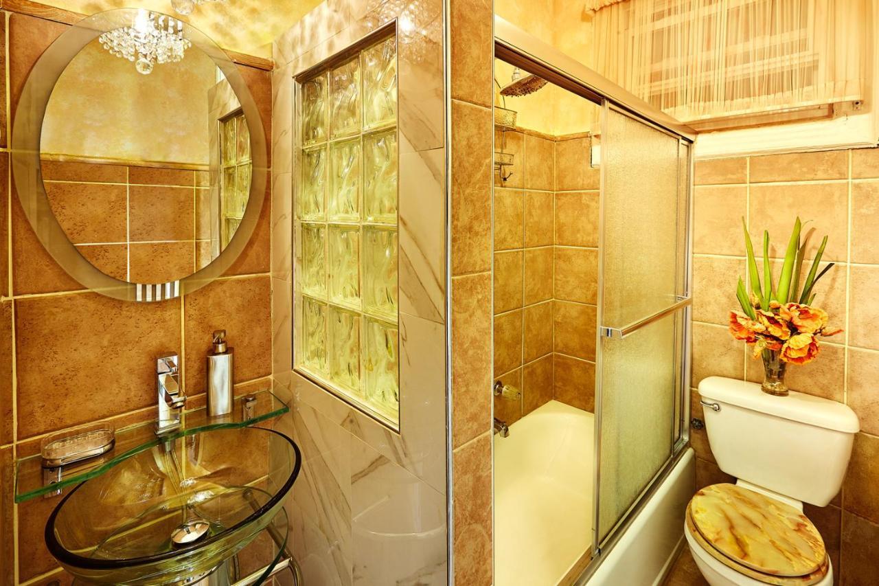 The International Cozy Inn New York Bagian luar foto